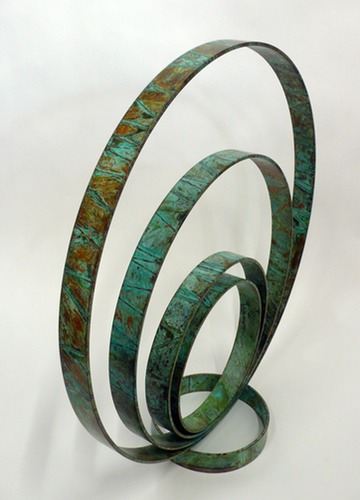 Loop XV - patinated bronze